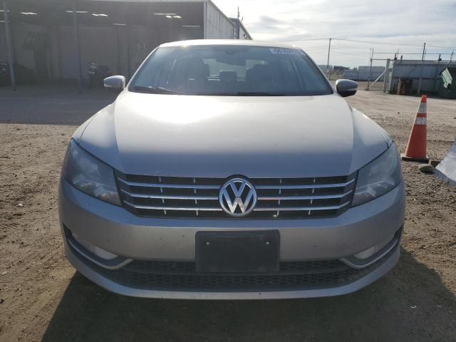 Photo 5 from auction – 2013 VOLKSWAGEN PASSAT SEL with VIN 1VWCN7A30DC043366