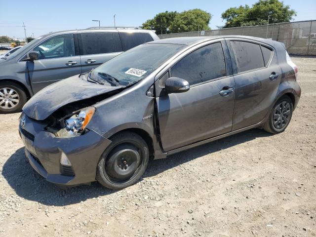 TOYOTA PRIUS C 2014 with VIN JTDKDTB39E1559599 - Photo from auction