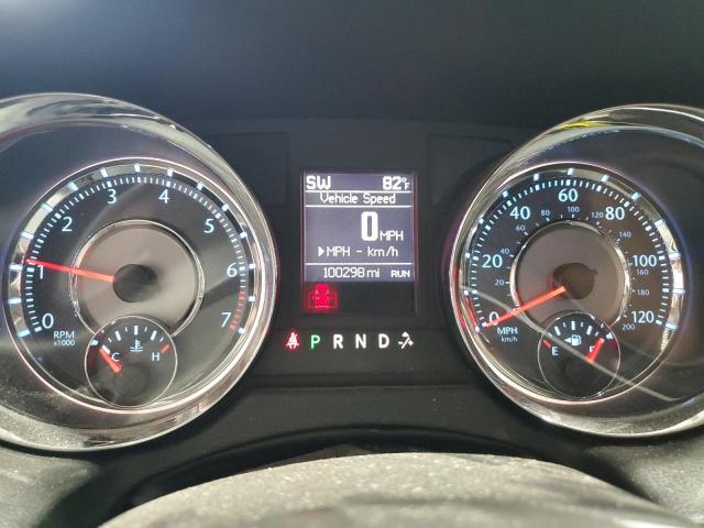 Photo 9 from auction – 2014 CHRYSLER TOWN & COU with VIN 2C4RC1BG7ER249973