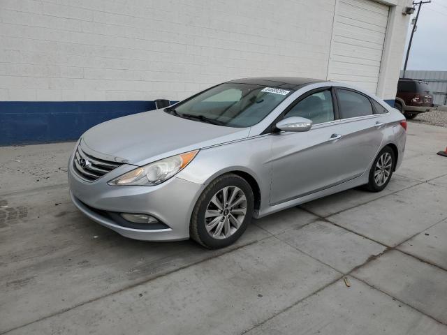 HYUNDAI SONATA SE 2014 with VIN 5NPEC4AC4EH934136 - Photo from auction