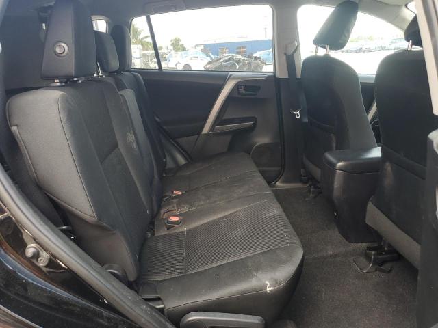 Photo 10 from auction – 2018 TOYOTA RAV4 LE with VIN 2T3BFREV5JW825688