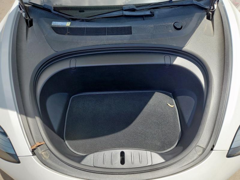 Photo 11 from auction – 2018 TESLA MODEL 3 with VIN 5YJ3E1EA2JF052531