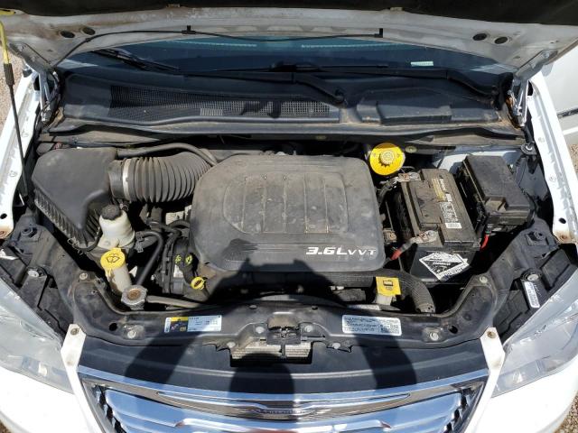 Photo 12 from auction – 2014 CHRYSLER TOWN & COU with VIN 2C4RC1BG7ER421676