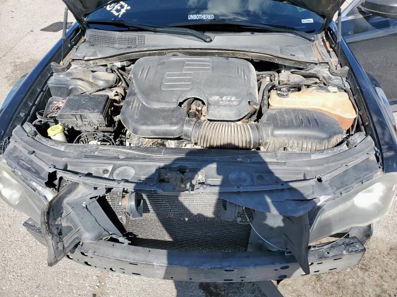 Photo 11 from auction – 2016 CHRYSLER 300C with VIN 2C3CCAEGXGH348804
