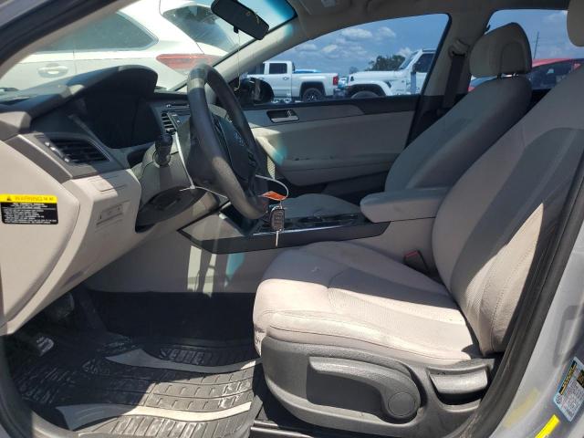 Photo 7 from auction – 2017 HYUNDAI SONATA SE with VIN 5NPE24AF0HH536360