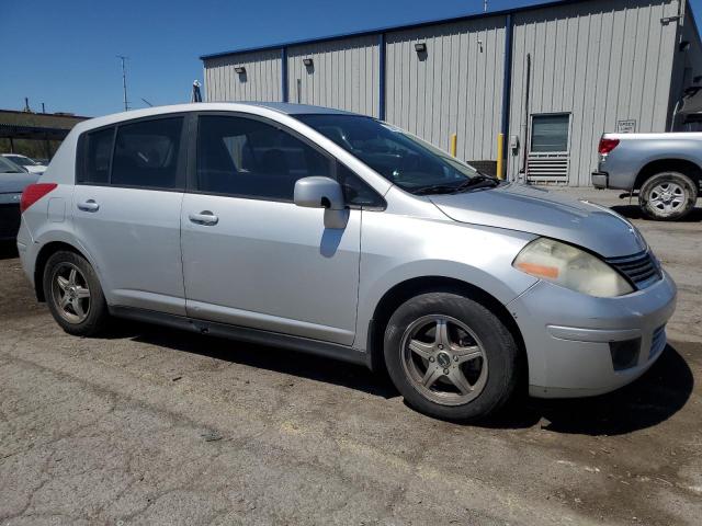 Zdjęcie 4 z aukcji – 2007 NISSAN VERSA S z VIN 3N1BC13E17L370144