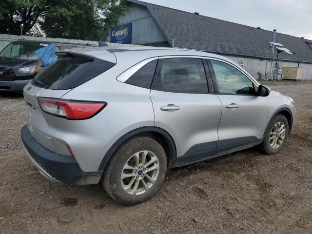 Photo 3 from auction – 2020 FORD ESCAPE SE with VIN 1FMCU0G67LUA29662