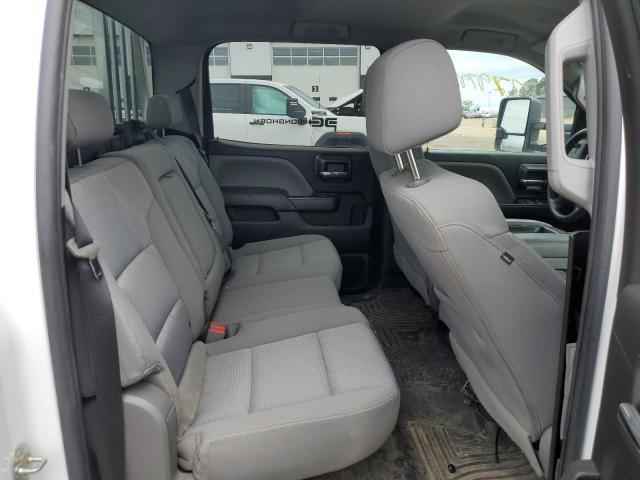 Photo 10 from auction – 2019 CHEVROLET SILVERADO with VIN 1GC1KREG2KF126370
