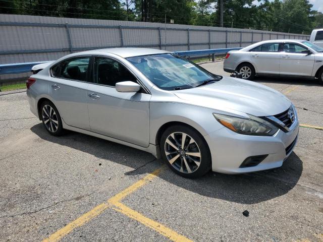 Photo 4 from auction – 2017 NISSAN ALTIMA 2.5 with VIN 1N4AL3AP1HC124769