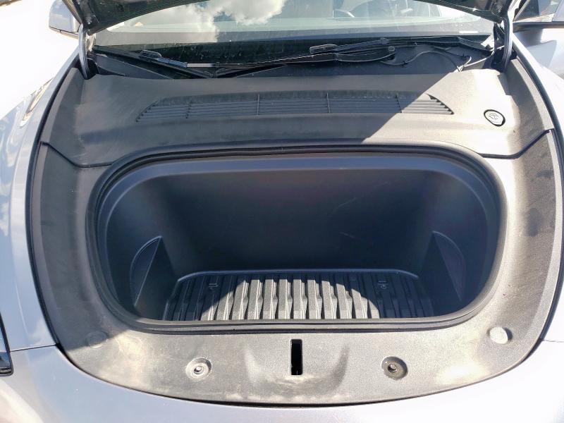 Photo 11 from auction – 2024 TESLA MODEL Y with VIN 7SAYGDEE8RA299343
