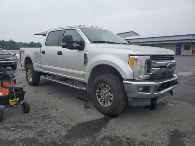 Photo 4 from auction – 2017 FORD F250 SUPER with VIN 1FT7W2B64HEC88176