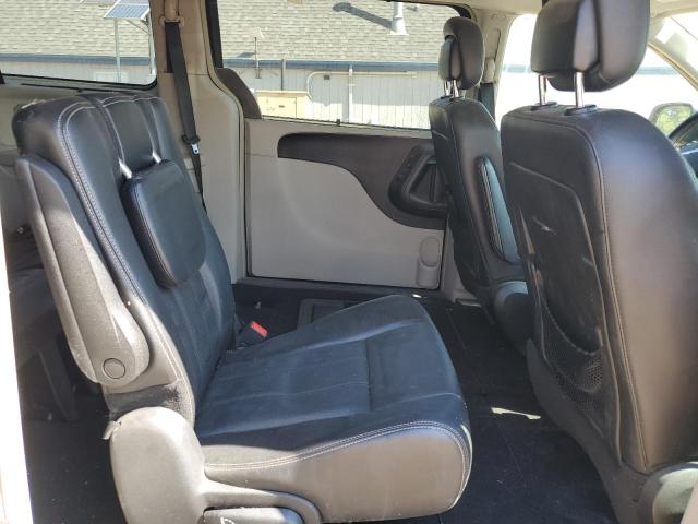 Photo 11 from auction – 2012 CHRYSLER TOWN & COU with VIN 2C4RC1CG0CR362434
