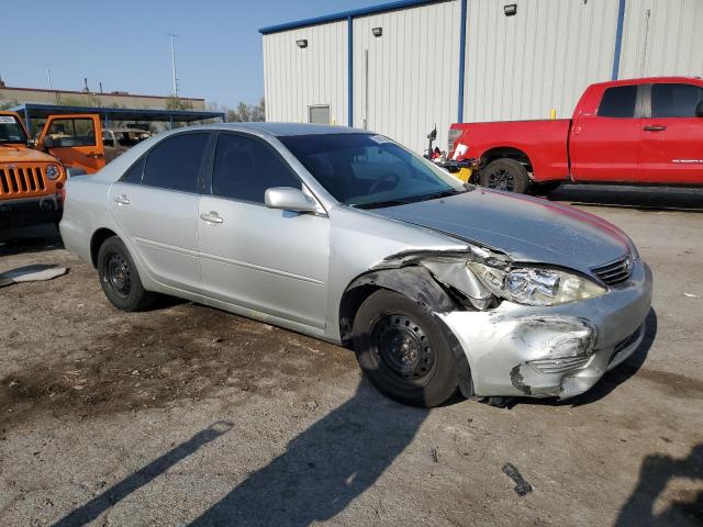 Photo 4 from auction – 2005 TOYOTA CAMRY LE with VIN 4T1BE32K75U504955