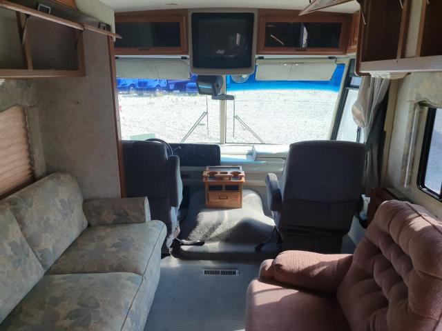 Photo 5 from auction – 1999 ITASCA SUNCRUISER M-G35C with VIN 3FCNF53S3XJA14112