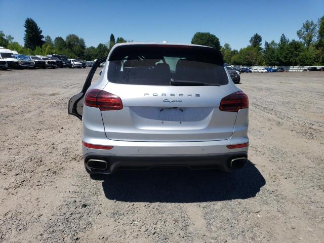 Photo 6 from auction – 2016 PORSCHE CAYENNE with VIN WP1AA2A28GLA11672