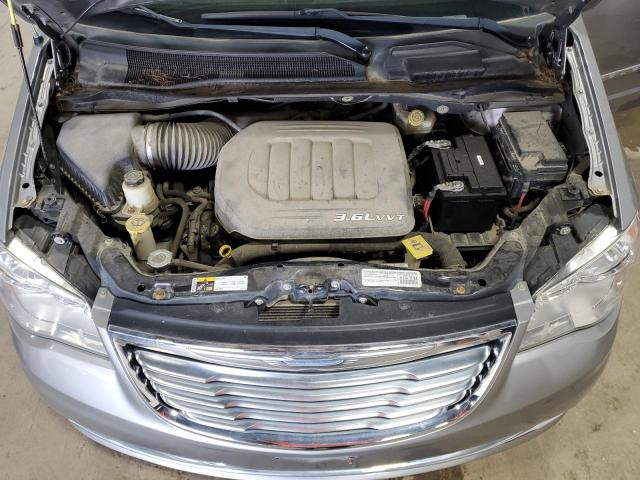Photo 12 from auction – 2015 CHRYSLER TOWN & COU with VIN 2C4RC1BG6FR654935