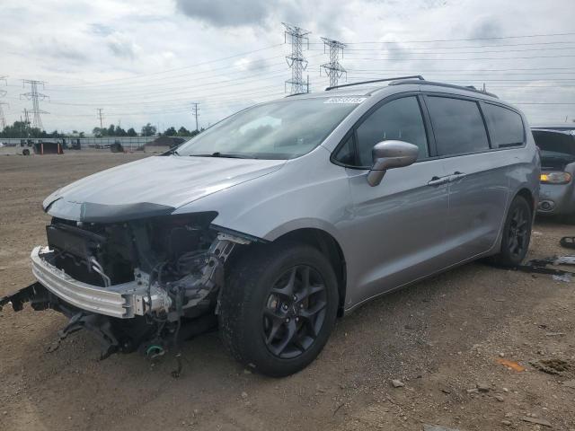 CHRYSLER PACIFICA T 2018 with VIN 2C4RC1EG6JR227369 - Photo from auction