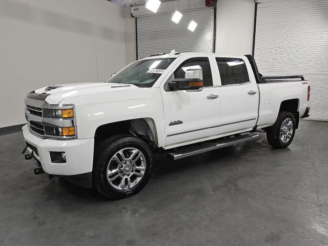 CHEVROLET SILVERADO 2019 with VIN 1GC1KUEY5KF182007 - Photo from auction