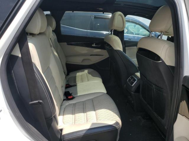 Photo 10 from auction – 2016 KIA SORENTO SX with VIN 5XYPKDA52GG090346