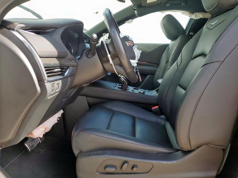 Photo 7 from auction – 2022 CADILLAC XT4 SPORT with VIN 1GYFZER42NF100375