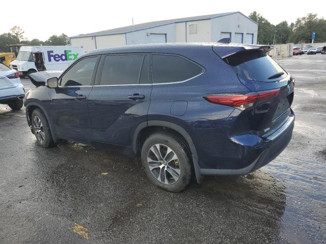 Photo 2 from auction – 2022 TOYOTA HIGHLANDER with VIN 5TDGZRBH6NS588020