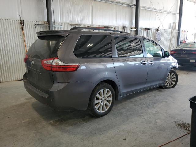 Photo 3 from auction – 2017 TOYOTA SIENNA XLE with VIN 5TDDZ3DC9HS165051