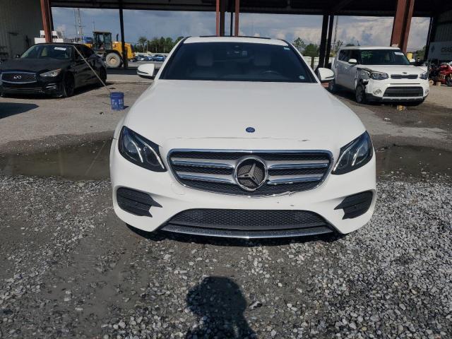 Photo 5 from auction – 2017 MERCEDES-BENZ E 300 with VIN WDDZF4JB7HA194163