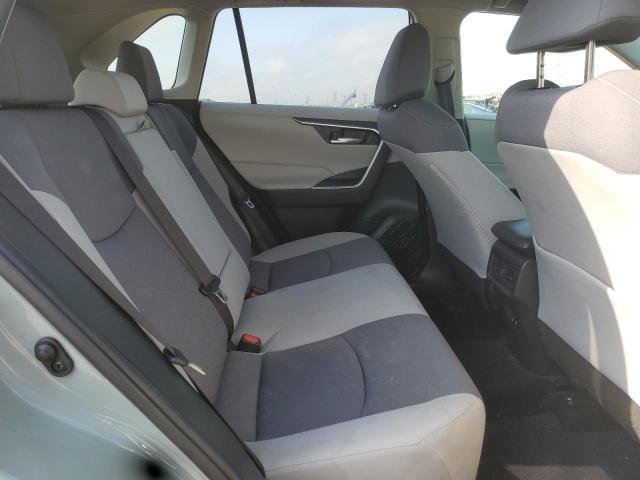Photo 10 from auction – 2020 TOYOTA RAV4 XLE with VIN JTMP1RFV0LD059856