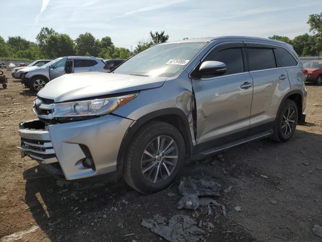TOYOTA HIGHLANDER 2019 with VIN 5TDJZRFH5KS917124 - Photo from auction