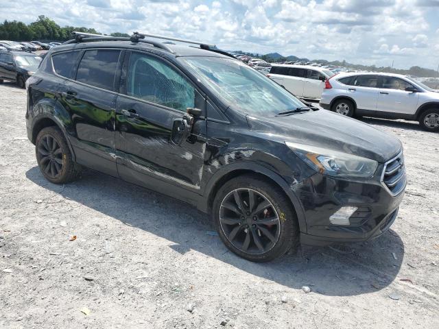 Photo 4 from auction – 2017 FORD ESCAPE SE with VIN 1FMCU0GD4HUC63070
