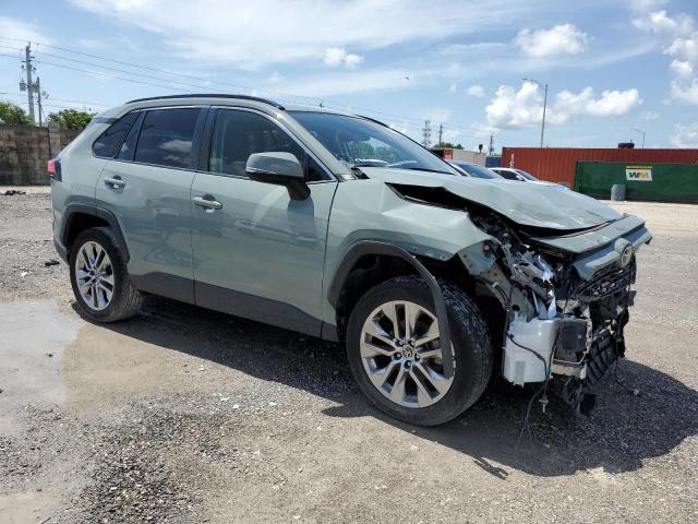 Photo 4 from auction – 2021 TOYOTA RAV4 XLE P with VIN JTMC1RFV3MD073864