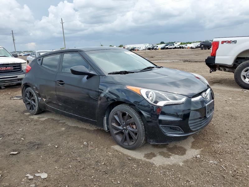 Photo 4 from auction – 2016 HYUNDAI VELOSTER with VIN KMHTC6AD8GU302501