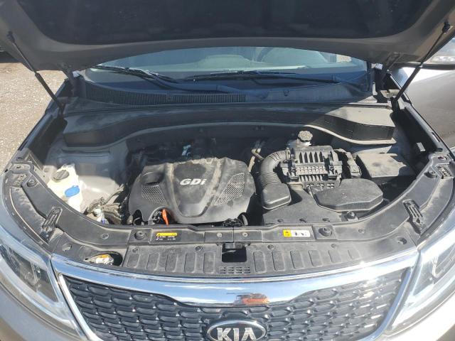 Photo 12 from auction – 2015 KIA SORENTO LX with VIN 5XYKT3A67FG593718
