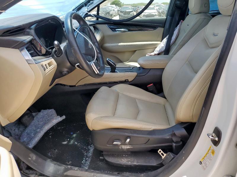 Photo 7 from auction – 2017 CADILLAC XT5 with VIN 1GYKNARS1HZ193622