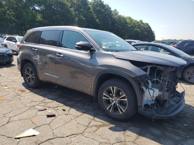 Photo 4 from auction – 2016 TOYOTA HIGHLANDER with VIN 5TDJKRFH3GS281931