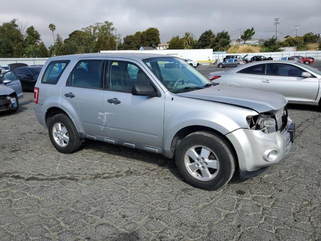Photo 4 from auction – 2010 FORD ESCAPE XLS with VIN 1FMCU0C75AKA87132