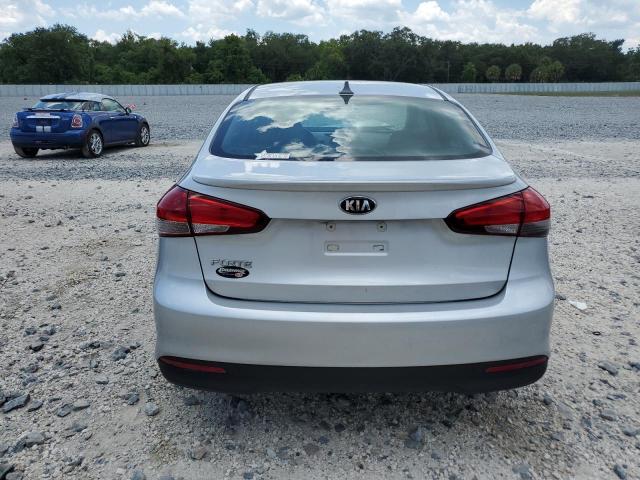 Photo 6 from auction – 2018 KIA FORTE LX with VIN 3KPFK4A72JE234429