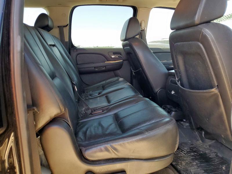 Photo 11 from auction – 2008 CHEVROLET SUBURBAN K with VIN 3GNFK16348G306323