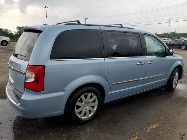 Photo 3 from auction – 2016 CHRYSLER TOWN & COU with VIN 2C4RC1BG5GR240336