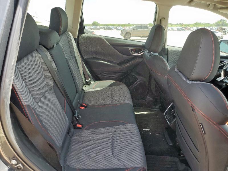 Photo 11 from auction – 2020 SUBARU FORESTER S with VIN JF2SKARCXLH584209