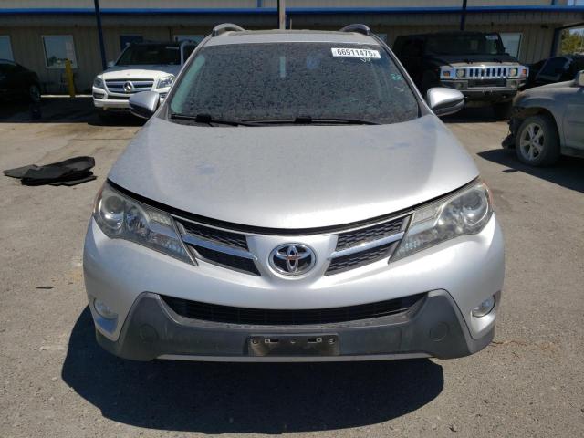 Photo 5 from auction – 2014 TOYOTA RAV4 XLE with VIN JTMWFREV9EJ013980