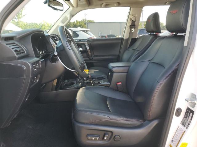 Photo 7 from auction – 2019 TOYOTA 4RUNNER SR with VIN JTEBU5JR5K5690112