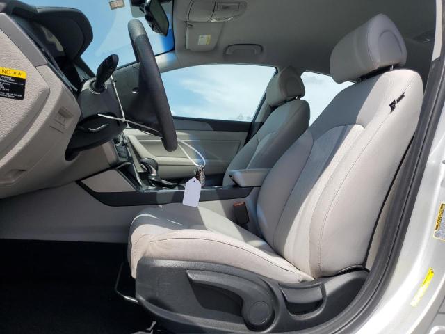 Photo 7 from auction – 2017 HYUNDAI SONATA HYB with VIN KMHE24L14HA043561
