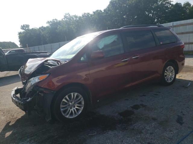 TOYOTA SIENNA XLE 2017 with VIN 5TDYZ3DC5HS858121 - Photo from auction