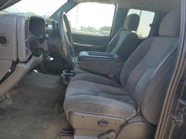 Photo 7 from auction – 2004 CHEVROLET SILVERADO C1500 with VIN 2GCEC19T041114140