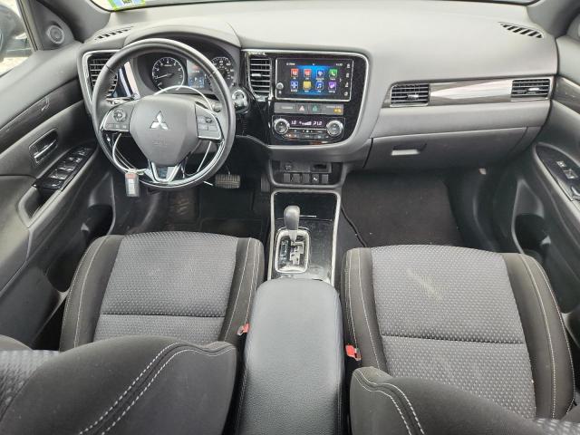 Photo 8 from auction – 2018 MITSUBISHI OUTLANDER with VIN JA4AZ3A34JZ034602