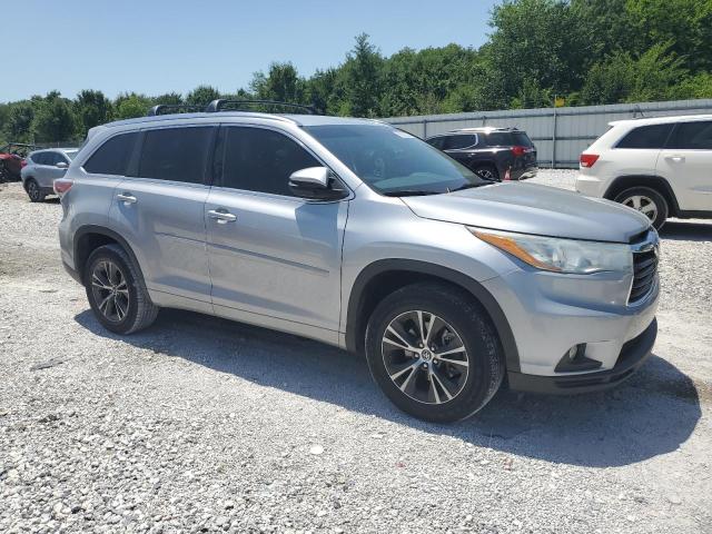 Photo 4 from auction – 2016 TOYOTA HIGHLANDER with VIN 5TDKKRFH2GS177676