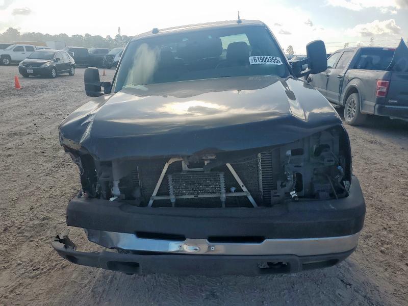 Photo 5 from auction – 2005 CHEVROLET SILVERADO with VIN 1GCHK23245F828353