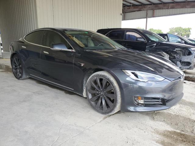 Photo 4 from auction – 2017 TESLA MODEL S with VIN 5YJSA1E25HF233097
