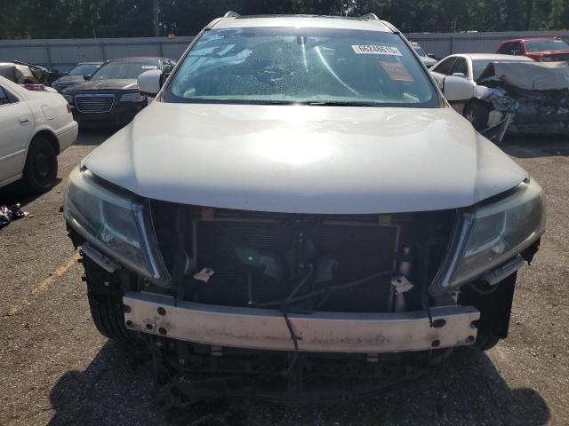 Photo 5 from auction – 2015 NISSAN PATHFINDER with VIN 5N1AR2MN4FC699597